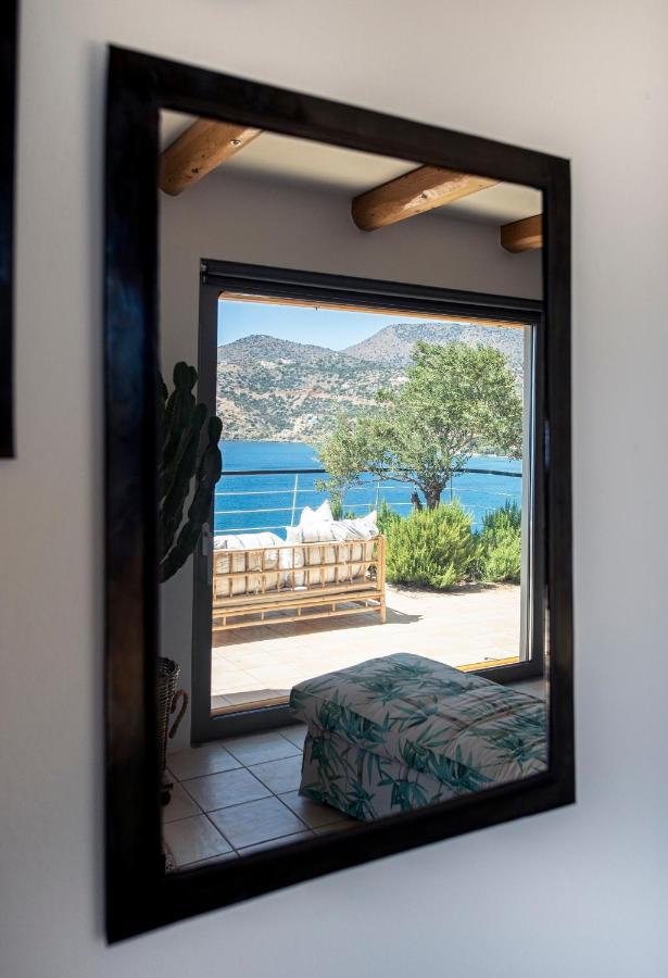 Villa Aiolos: Above The Sea, Within Agios Nikolaos Extérieur photo