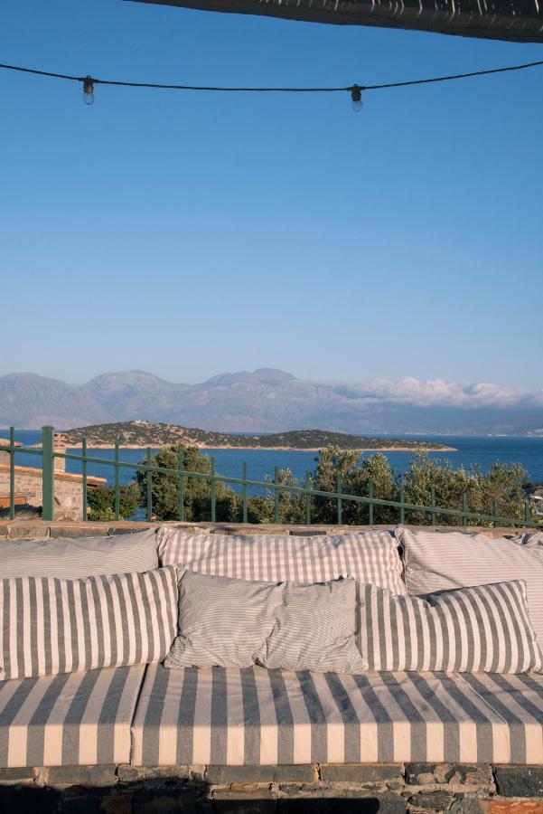 Villa Aiolos: Above The Sea, Within Agios Nikolaos Extérieur photo