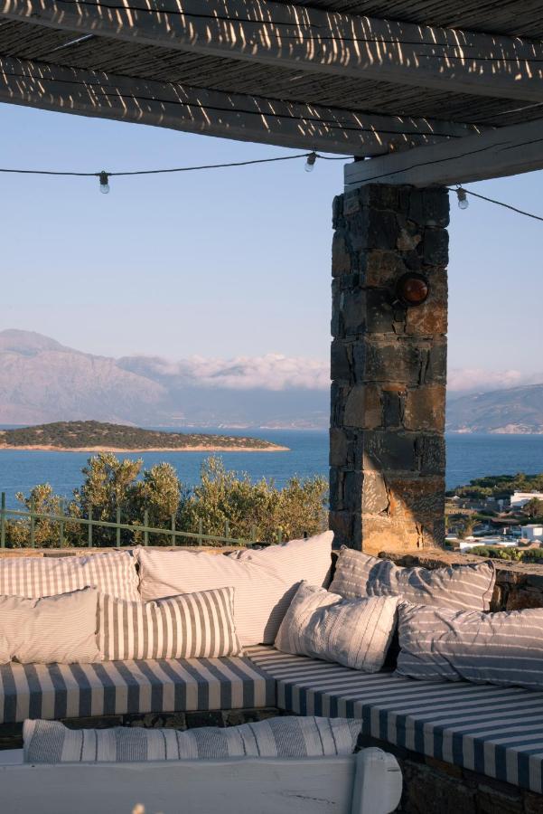 Villa Aiolos: Above The Sea, Within Agios Nikolaos Extérieur photo